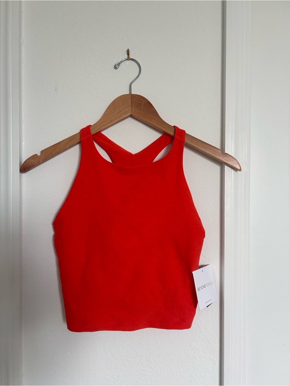 Beyond Yoga Red Spacedye Refocus Cropped Tank